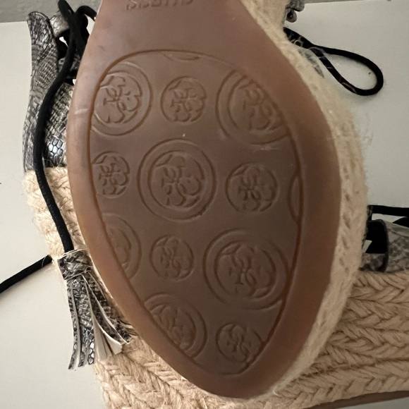 GUES ESPADRILLE WEDGES SANDALS - Picture 5 of 6